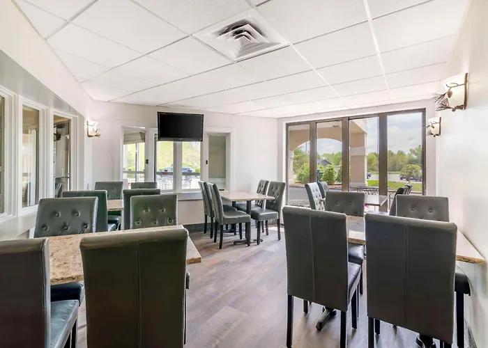 Black Bear Inn, Ascend Hotel Collection