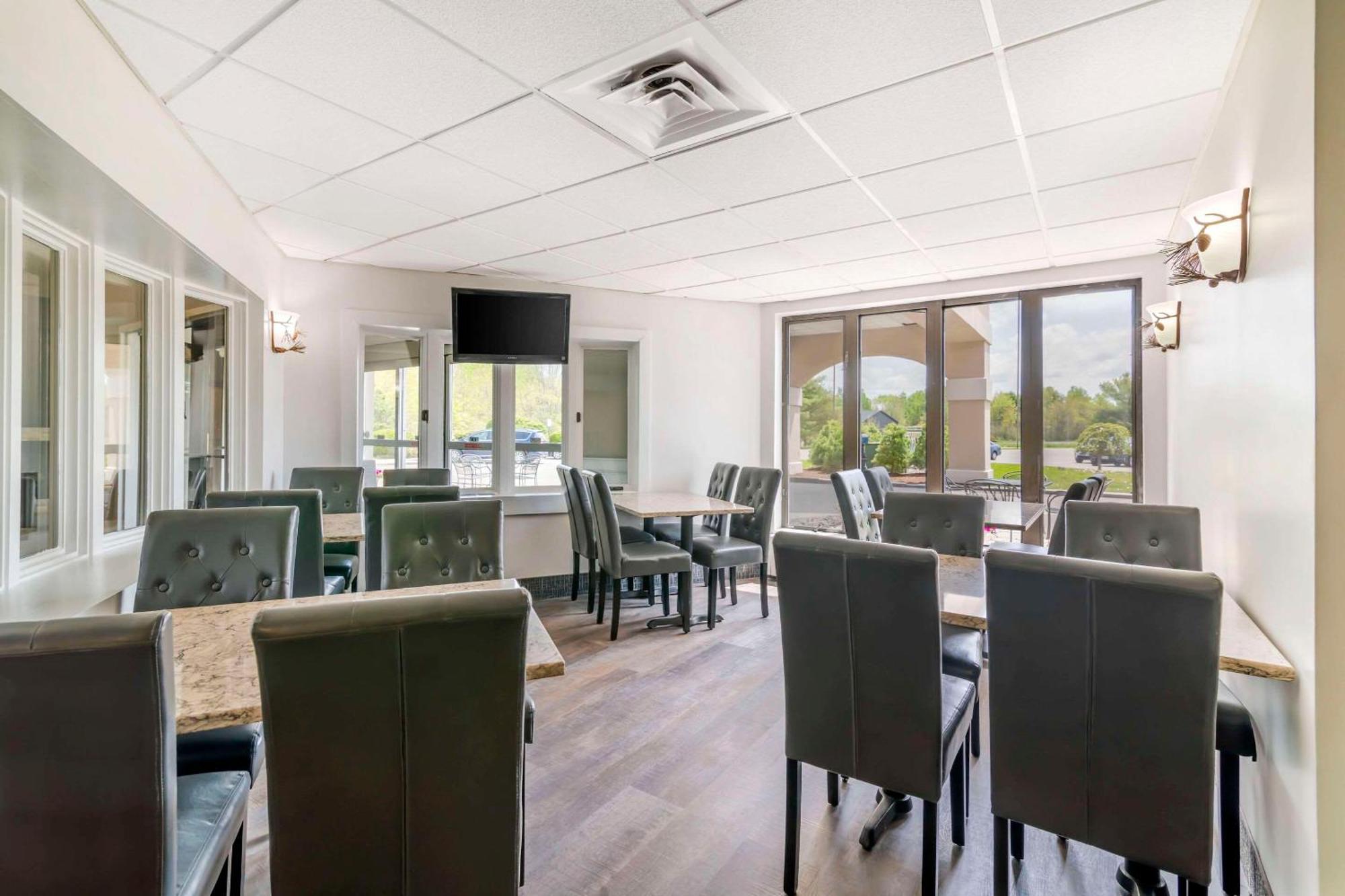 Black Bear Inn, Ascend Collection 3* Orono