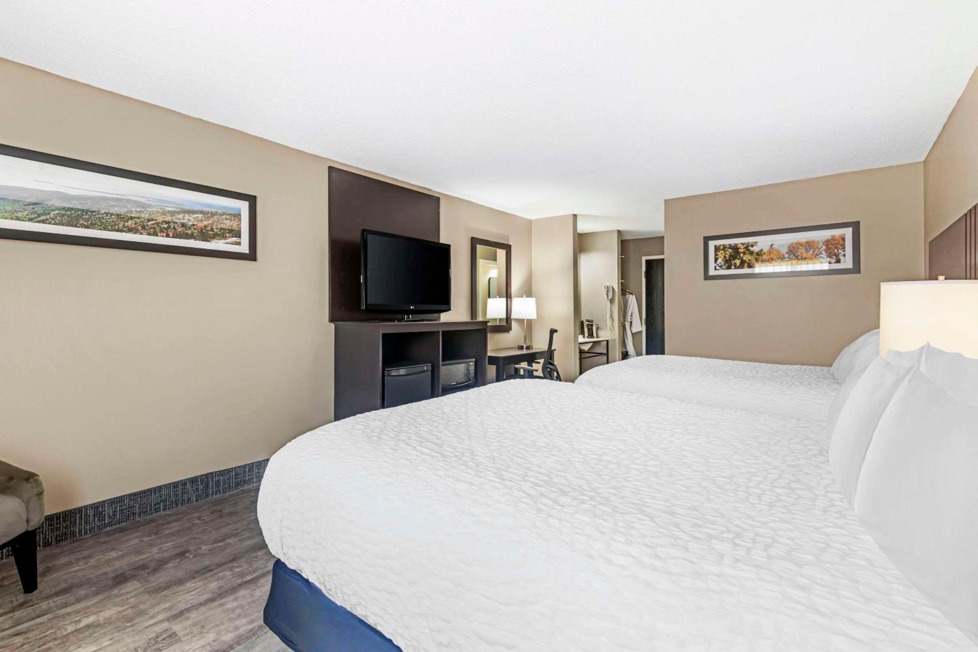 Black Bear Inn, Ascend Collection Orono